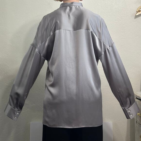 Haider Ackermann Silver Silk Charmeuse Oversized Top size FR 34 - Picture 12 of 15